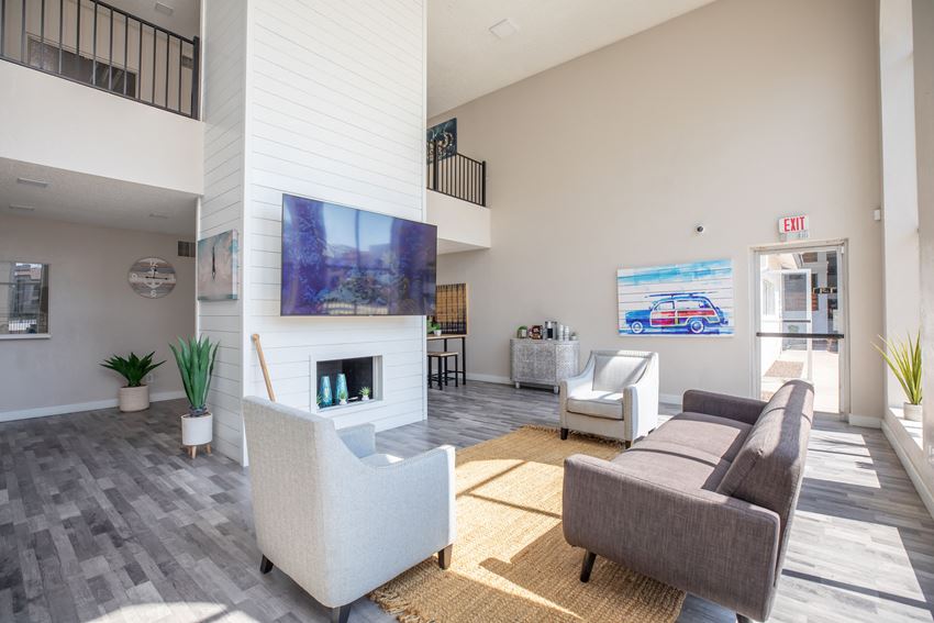 Tides At East Glendale