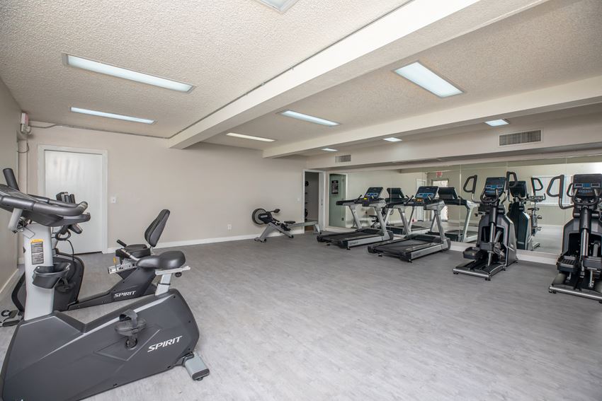 Tides At East Glendale