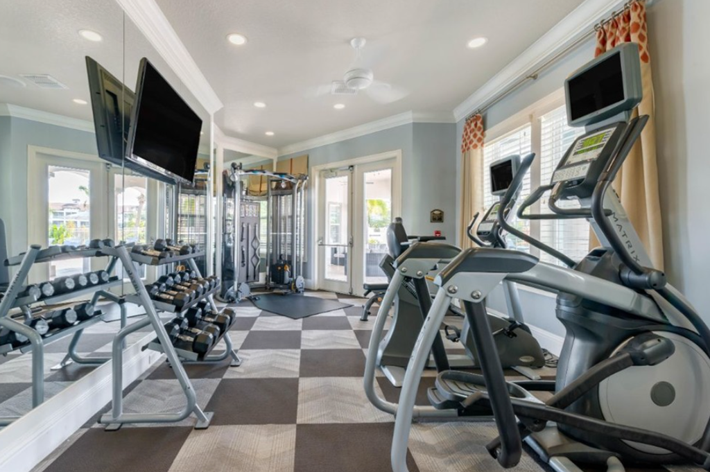 the estates at wellington green apartments cardio equipment