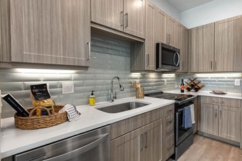 4950 Broadway Drive Studio-3 Beds Apartment for Rent - Photo Gallery 2