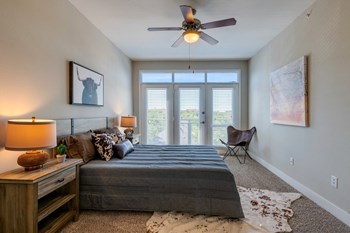 fort worth apartments for rent with spacious bedrooms - Photo Gallery 16
