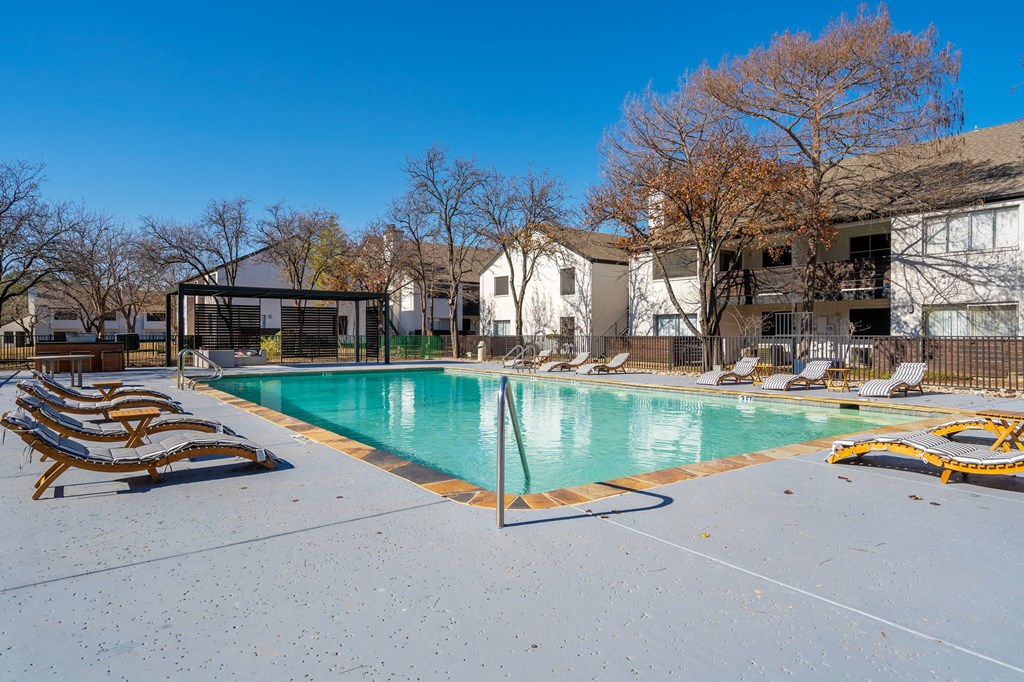 Tides At Woodhaven Apartments, 807 The Heights Drive, Fort Worth, TX