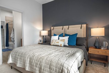 4950 Broadway Drive Studio-3 Beds Apartment for Rent - Photo Gallery 4