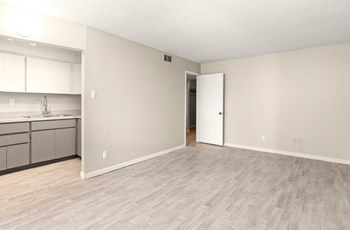 1200 Louisiana Blvd NE Studio-1 Bed Apartment for Rent - Photo Gallery 5
