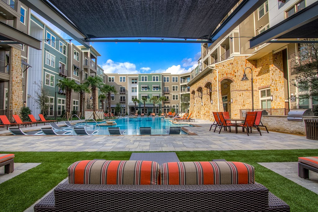 take a dip in the swimming pool at the bradley braddock road station apartments