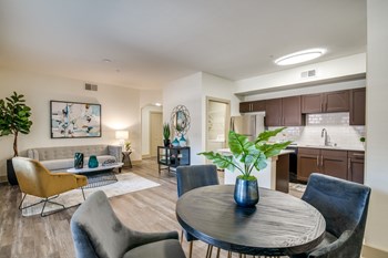 600 Woodbridge Pkwy 1-3 Beds Apartment for Rent - Photo Gallery 2