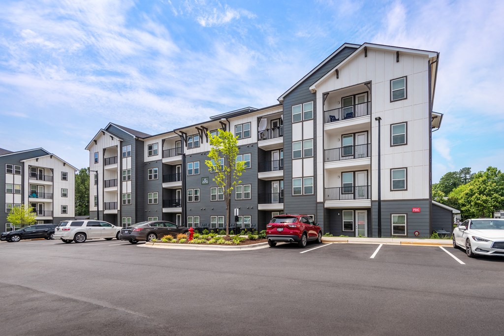exterior view at the falls apartments
