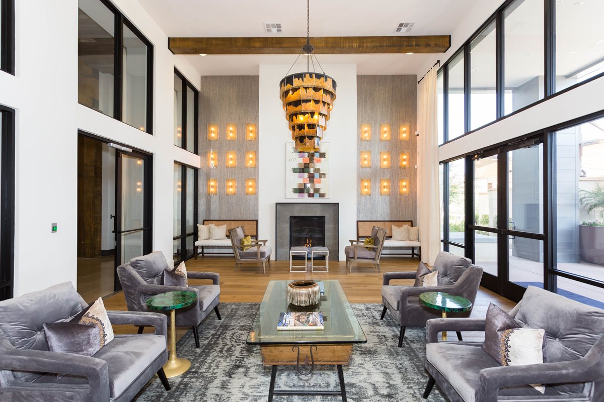 Avant At Fashion Center Apartments