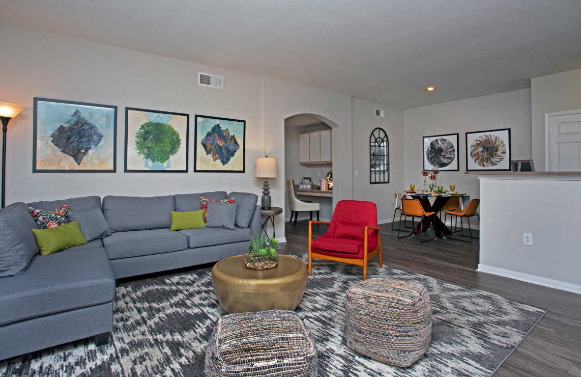 Wood Floor Living Room at Saddle Creek Apartments, Texas