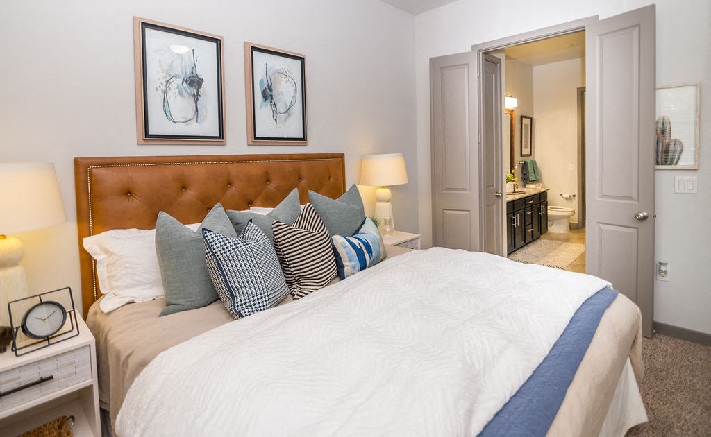 spacious bedroom in houston texas apartments