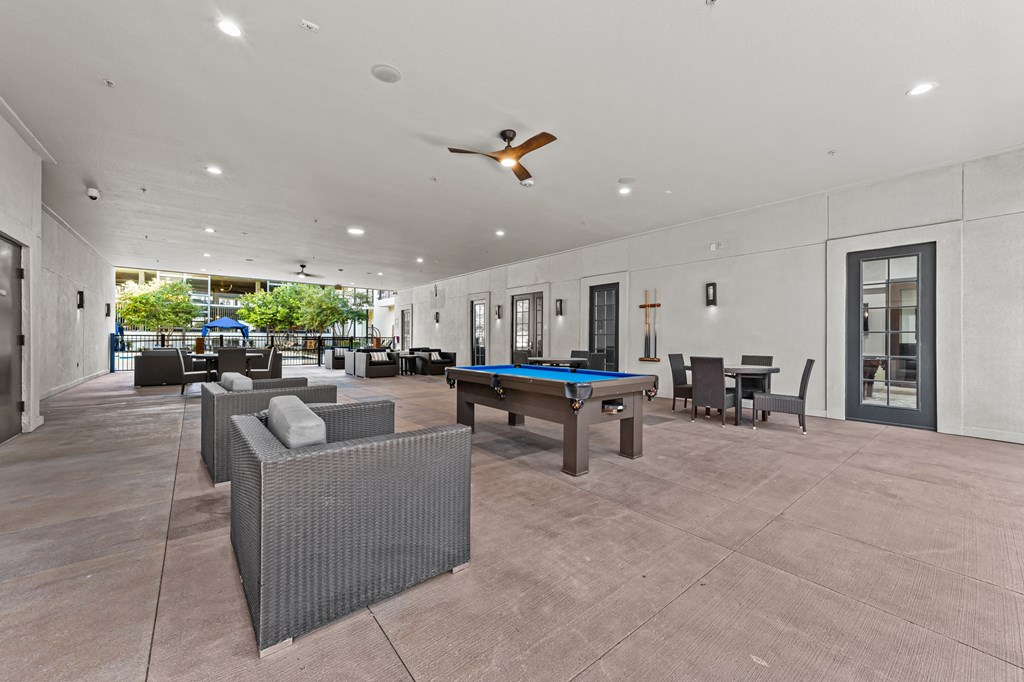 the preserve at ballantyne commons pool room