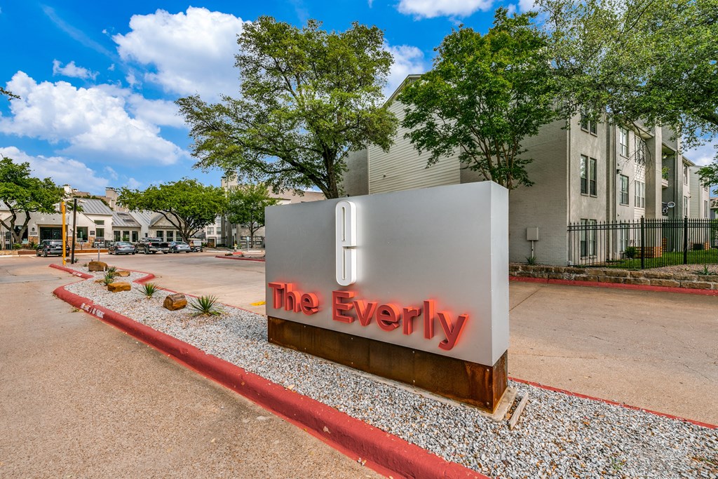 The Everly Apartments, 9350 Skillman Street, Dallas, TX RentCafe