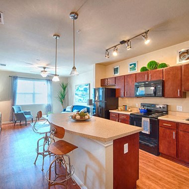 2511 Golf Course Road 1-2 Beds Apartment for Rent