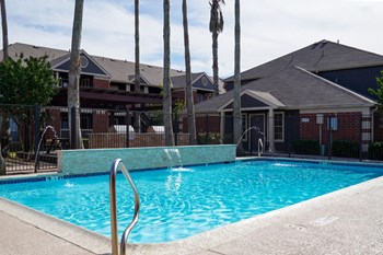 121 Clements Drive 1-3 Beds Apartment for Rent - Photo Gallery 6