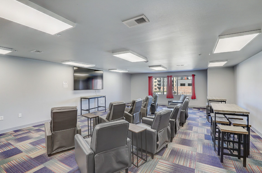 The Aviary At Middleton Market