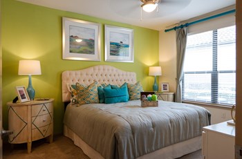 Spacious Bedrooms with Ceiling Fans - Photo Gallery 3