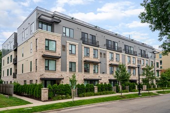 2817 Girard Ave S Studio-3 Beds Apartment for Rent - Photo Gallery 4