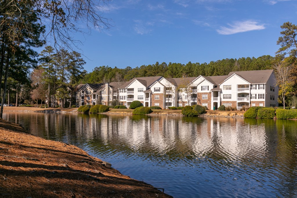 Brentwood Downs Lake with apartment building