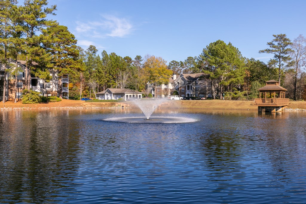 Brentwood Downs in lake fountain