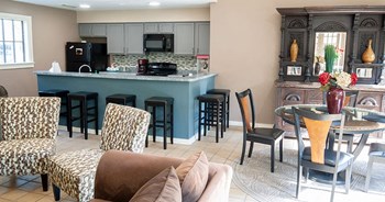 5801 Bridge St 1-2 Beds Apartment for Rent - Photo Gallery 4