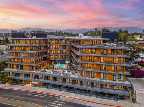 2225 Sunset Blvd Studio Apartment for Rent