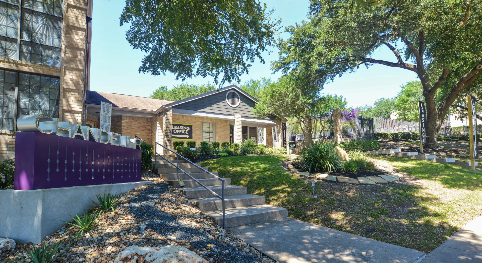 our east riverside apartments