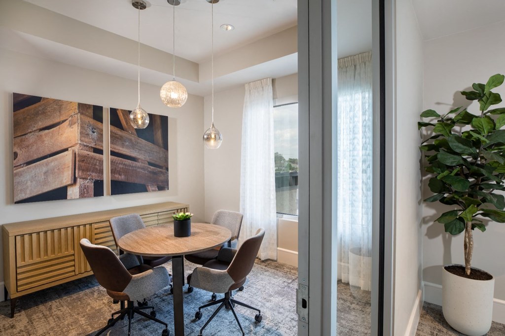 conference rooms for small meetings