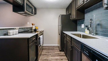 upgraded kitchens in 78704 austin tx apartments
