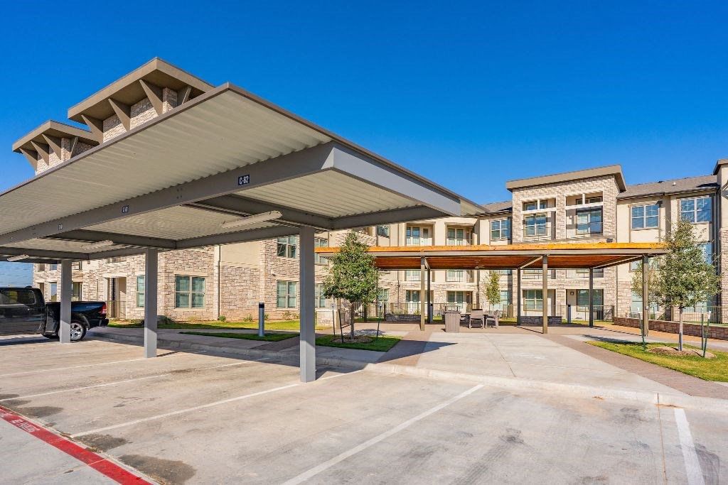 covered parking in midland texas apartment