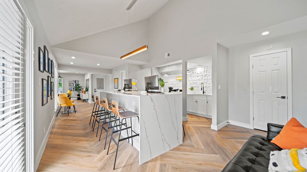 a view of the common area.