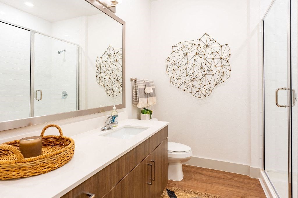 bathroom in midland texas apartment