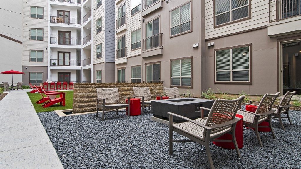 The Summit Lofts Apartments, 201 Wolf Ranch Pkwy, TX RentCafe