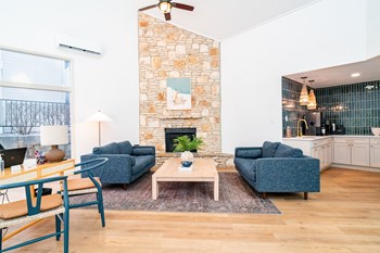 Sitting area and coffee station - Photo Gallery 5