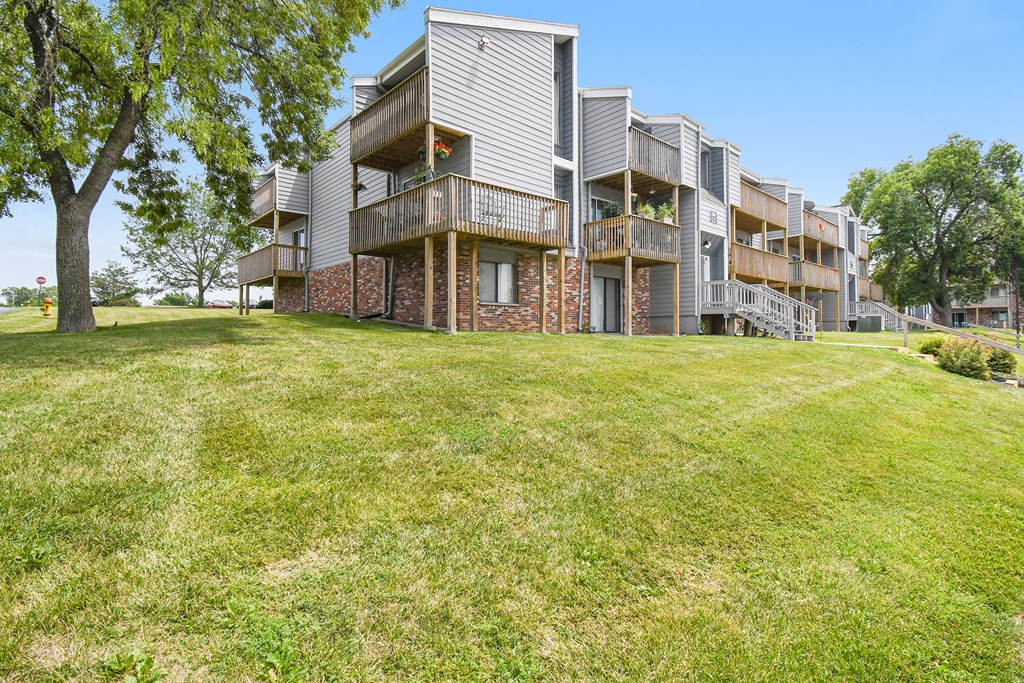 our apartments offer a spacious yard for residents to enjoy