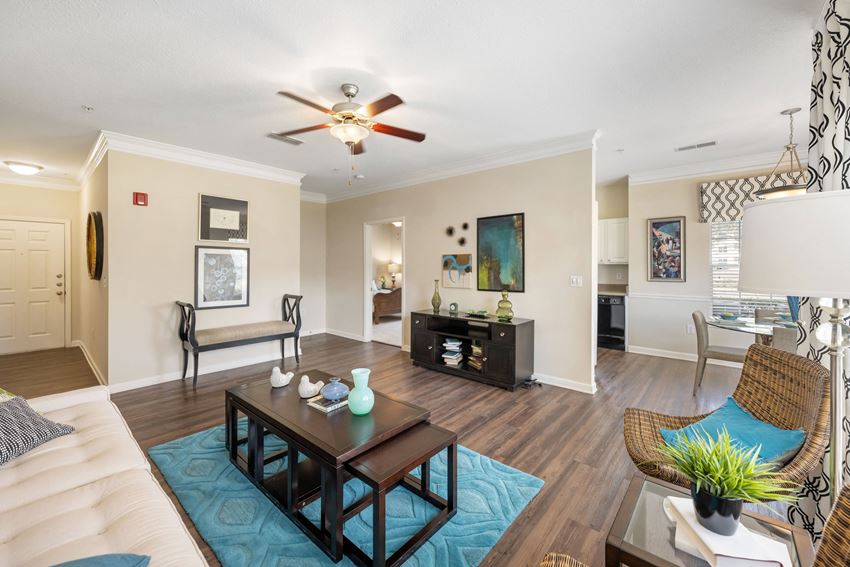 10X Ormond Beach Apartments, 600 Crowne Commerce Ct, Ormond Beach, FL