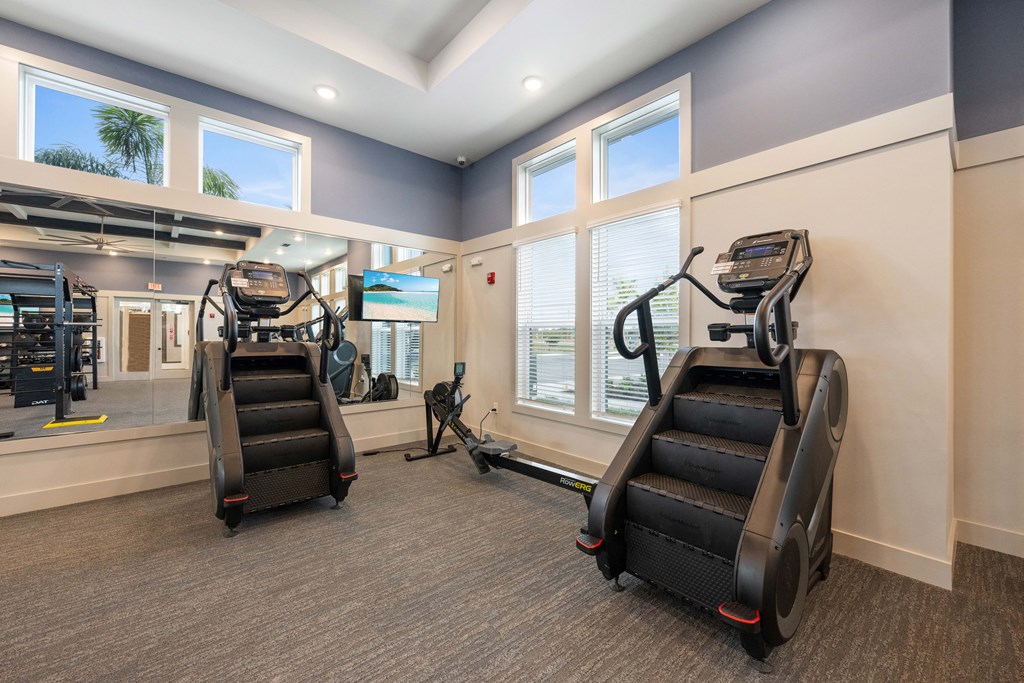 the gym at the preserve apartments