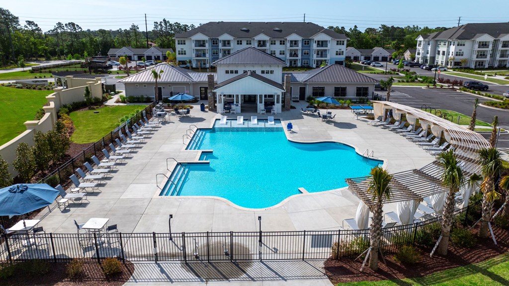 an aerial view of the pool at the resort at governors crossing