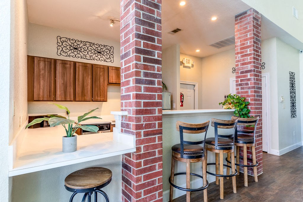 resident clubhouse in pearland tx apartments