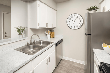 kitchen with white cabinets - Photo Gallery 2