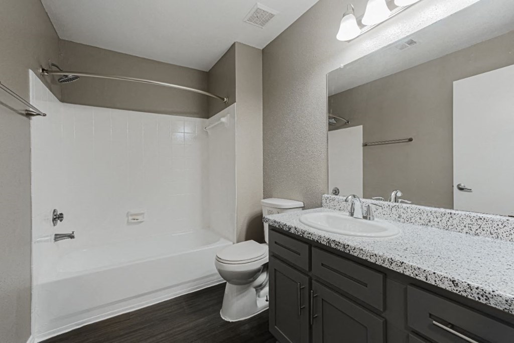 bathroom in west houston luxury apartments