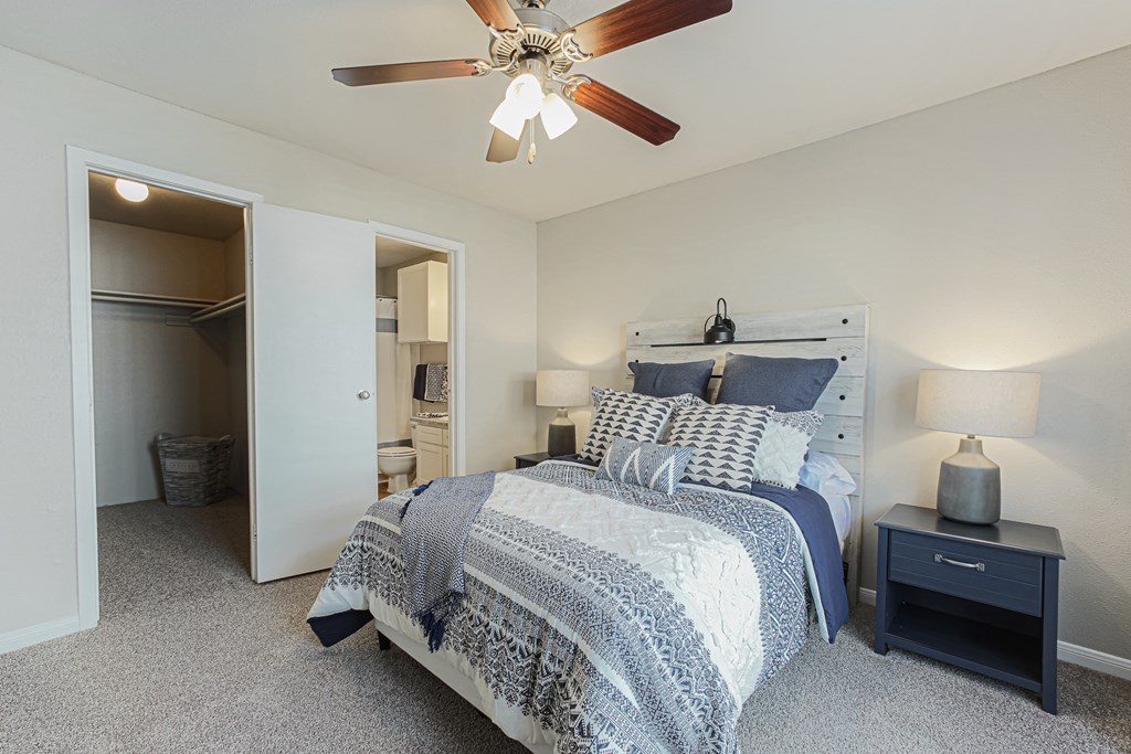 Large Comfortable Bedrooms With walk in-Closet at Cashel Springs, Houston