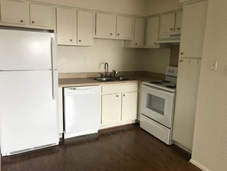 500 E 31St St 1-2 Beds Apartment for Rent