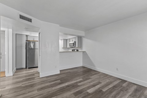 Tides On West Thomas