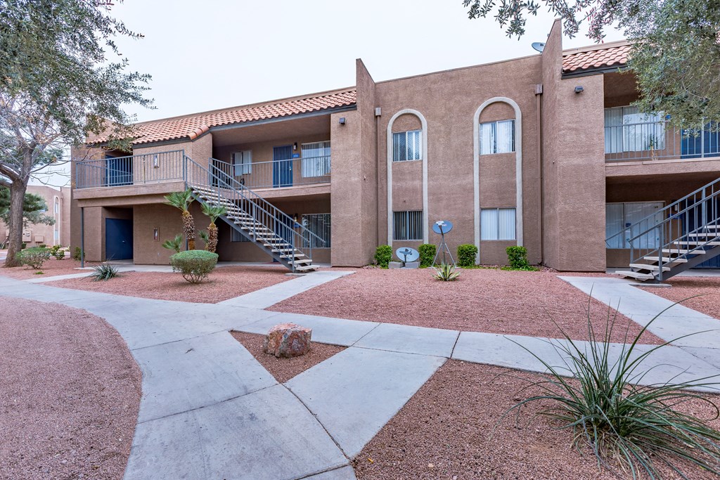 Playa Vista Apartments Courtyard Las Vegas Nevada