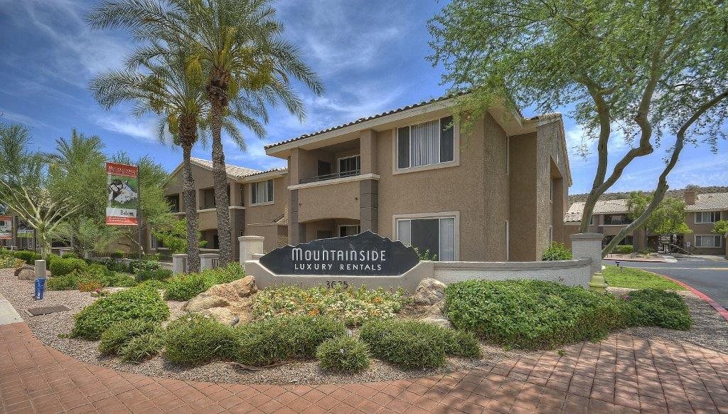 Mountainside Apartments in Phoenix, AZ