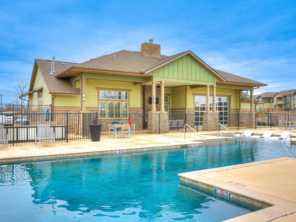 the pool at the preserve at great pond apartments in windsor