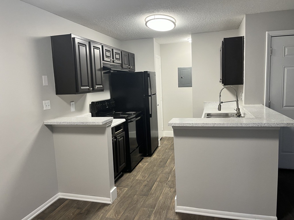 Commons at University Primary Kitchen