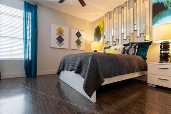 2900 Sunridge Drive 1-2 Beds Apartment for Rent - Photo Gallery 6