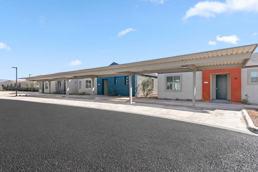 Moderne At Rocking K