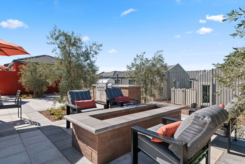 Moderne At Rocking K